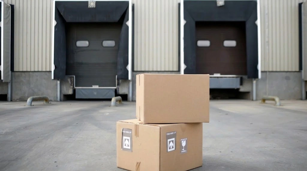 IMPORTACIÓN E-COMMERCE A MÉXICO: PAQUETERÍA, TASAS Y RIESGOS